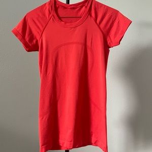 lululemon athletica Swiftly Tech Short Sleeve 2.0 Carnation red